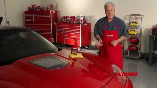 Preview image for the video "How To - Mothers California Gold Clay Bar Kit - 4 Piece // Supercheap Auto".