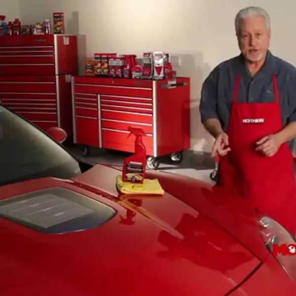 Preview image for the video "How To - Mothers California Gold Clay Bar Kit - 4 Piece // Supercheap Auto".