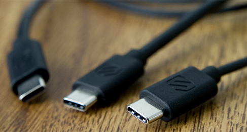 Cablu USB-C StrikeLine pentru dispozitive compatibile USB-C